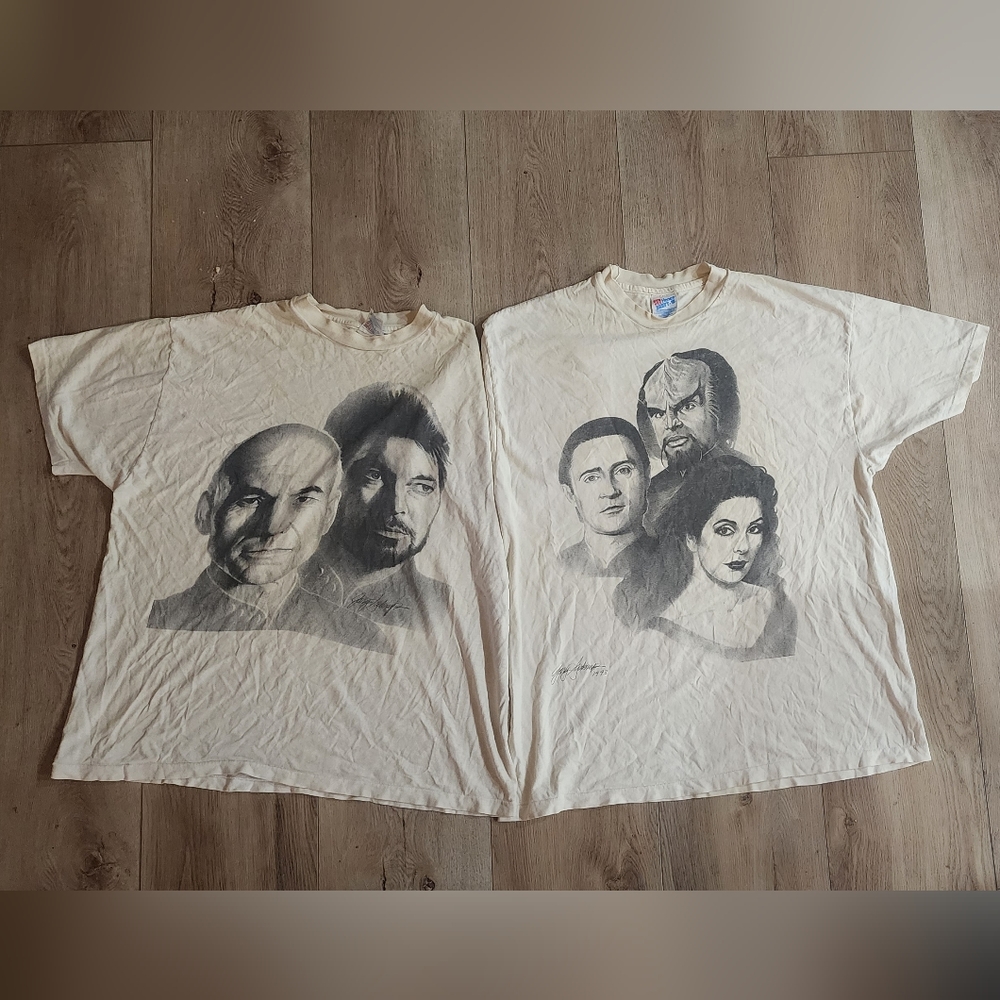 Vintage set of 2 Star Trek the Next Generation shirts, XL